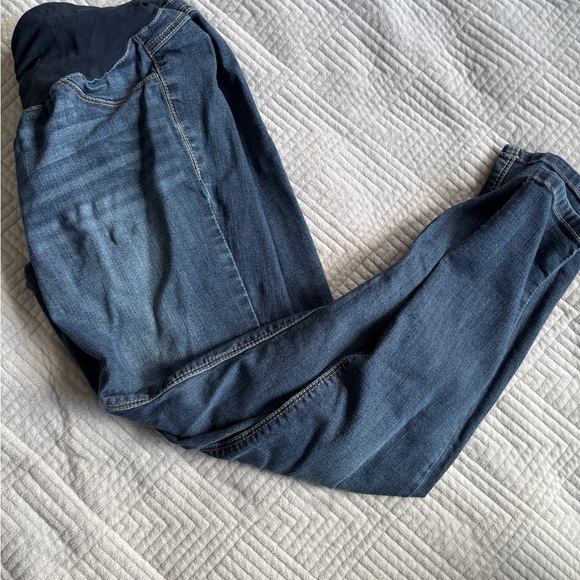 Maternity Jean Bundle - Picture 13 of 13